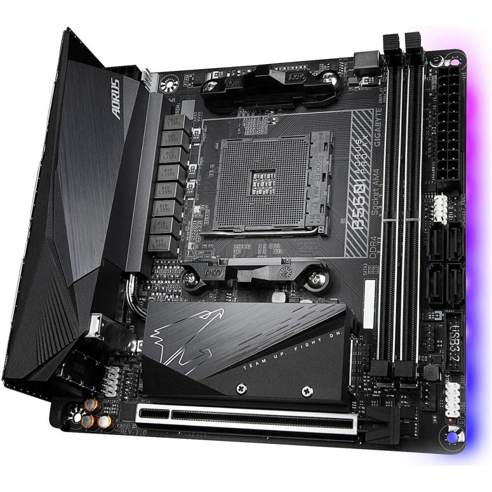 Motherboard GIGABYTE B550I AORUS PRO AX Socket AM4 Mini ITX - Imagen 3