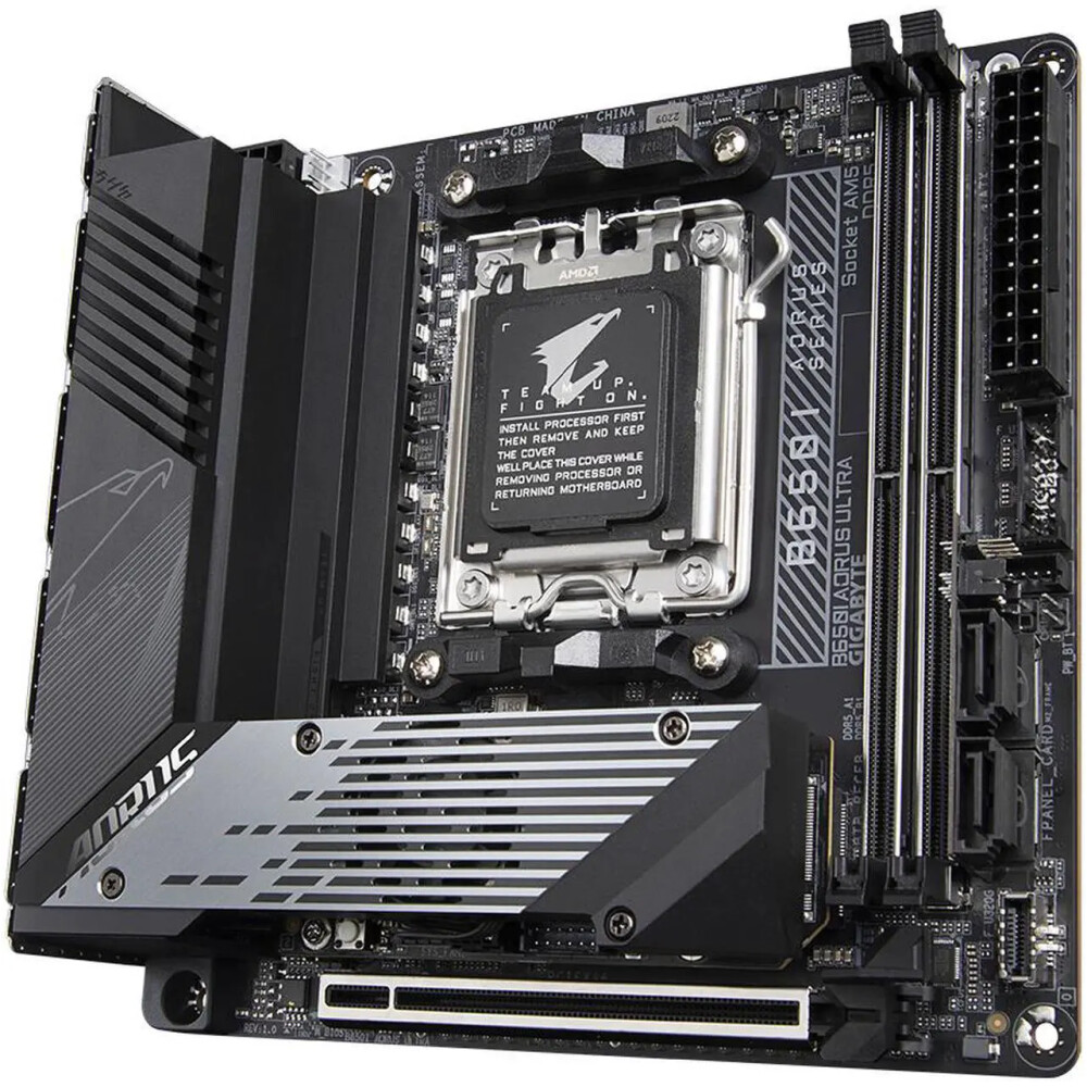 Motherboard GIGABYTE B650I AORUS ULTRA Socket AM5 Mini ITX - Imagen 6