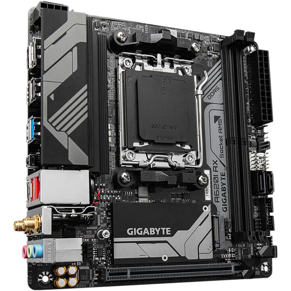 Motherboard GIGABYTE A620I AX Socket AM5 Mini ITX - Imagen 3