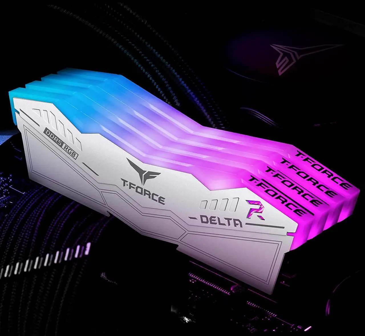 20-331-975-03.webp Memoria RAM TeamGroup T-Force Delta RGB 64GB (2 x 32GB) 288-Pin DDR5 6000 MHz CL38 - Imagen 4