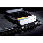 Memoria RAM G.SKILL Ripjaws M5 RGB 64GB (2 x 32GB) 288-Pin DDR5 6800 MHz CL34 - Imagen 5