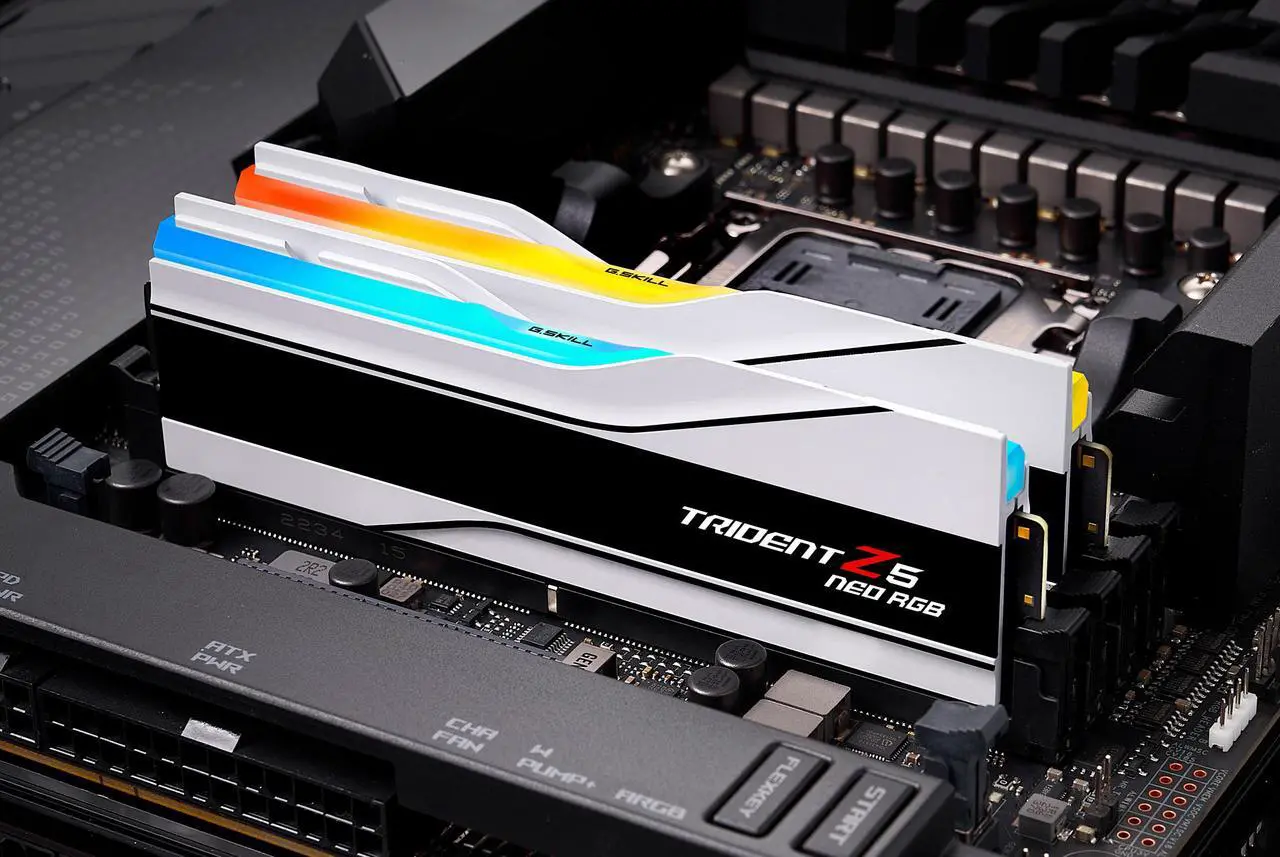 20-374-659-05.webp G.SKILL Trident Z5 Neo DDR5 64GB (2x32GB) 6000MT/s CL36 Blanco AMD EXPO - Imagen 5